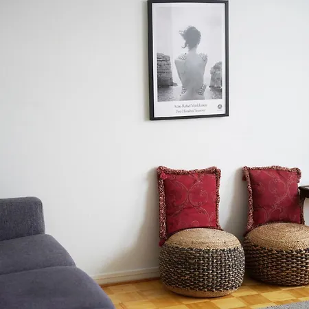 Apartment Cozy With View *